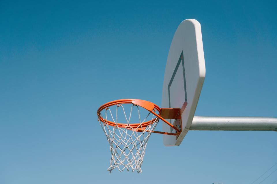 Photo d'un panier de basketball